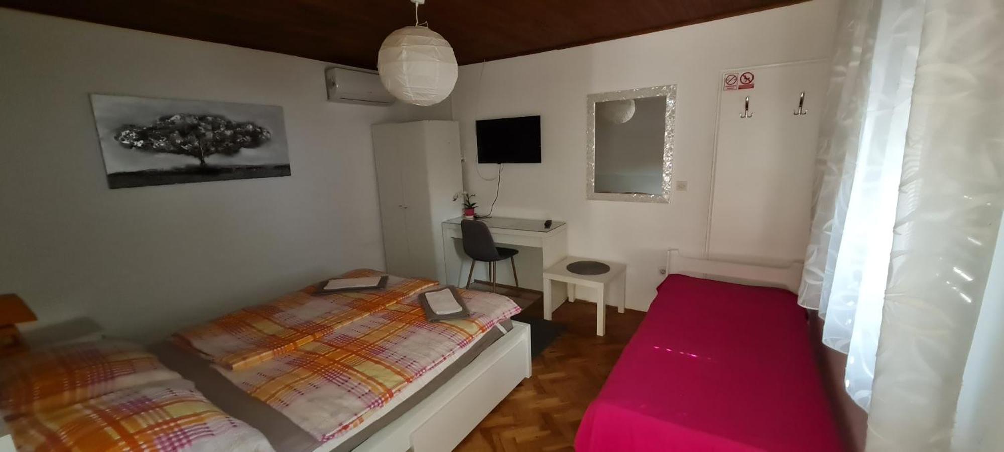 Sobe Zimmer Rooms Nika Tusilovic Esterno foto
